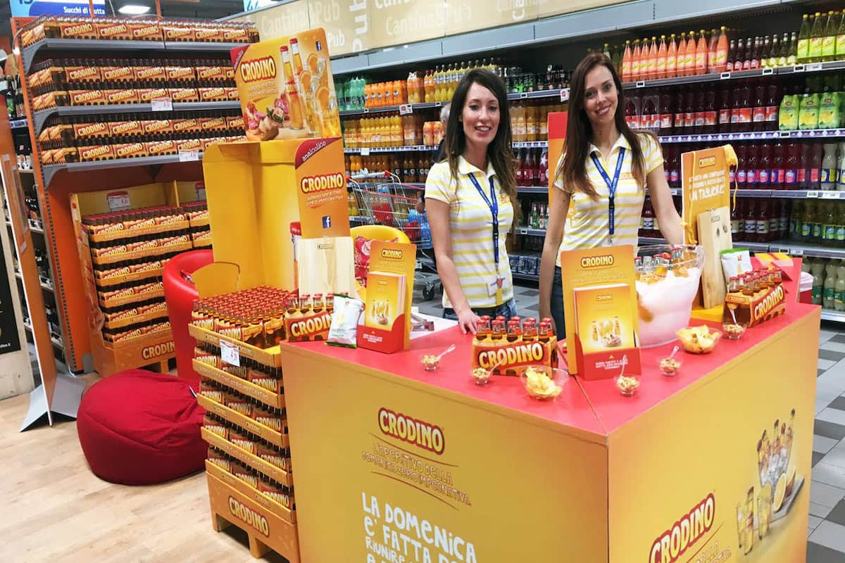 Esempio di Instore Promotion per Crodino by Hostess e Promoter